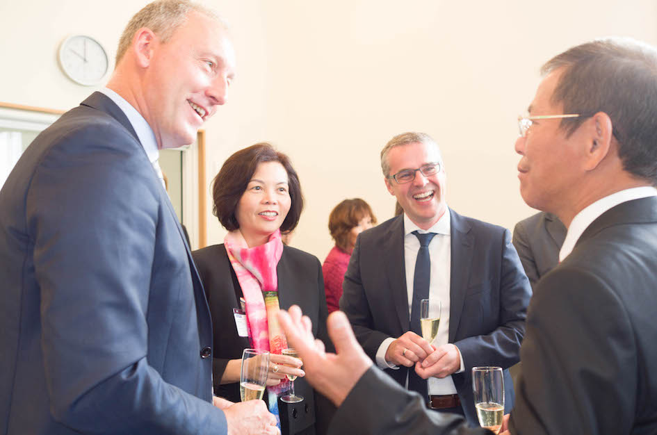 Vinamilk[-]ký[-]kết[-]hợp[-]tác[-]chiến[-]lược[-]với[-]tập[-]đoàn[-]dinh[-]dưỡng[-]hàng[-]đầu[-]Đan[-]Mạch